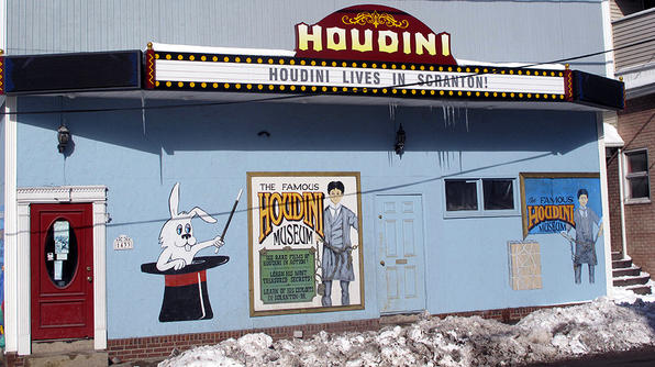 Movers in Scranton PA Houdini Museum